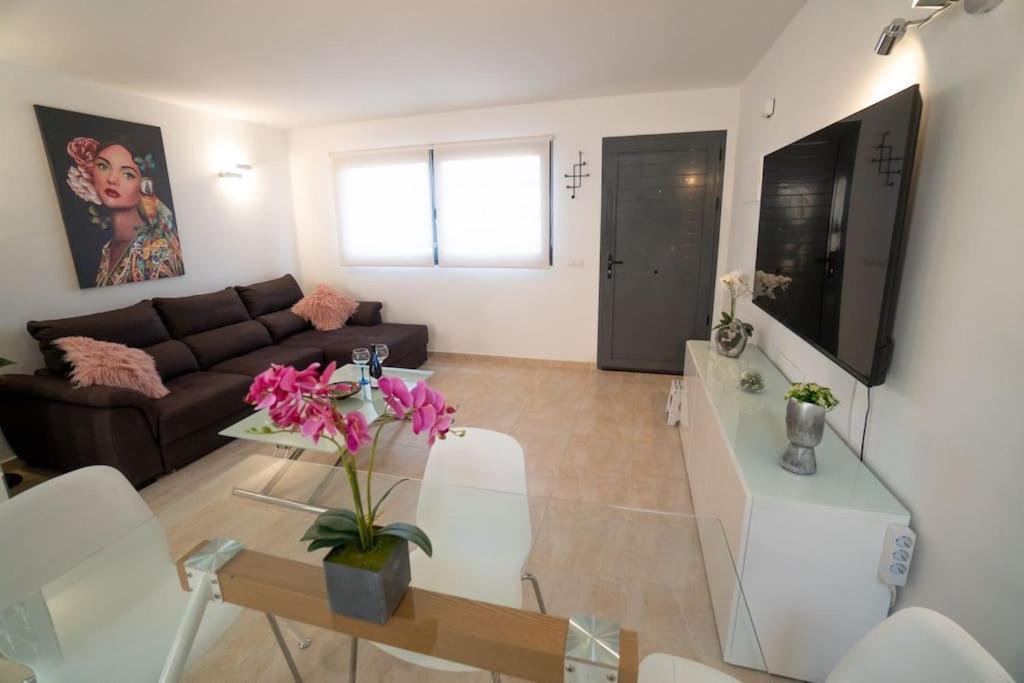 Casa Alfred, El Cotillo, Best One Beach To 150 M Wifi Fiber Exterior photo
